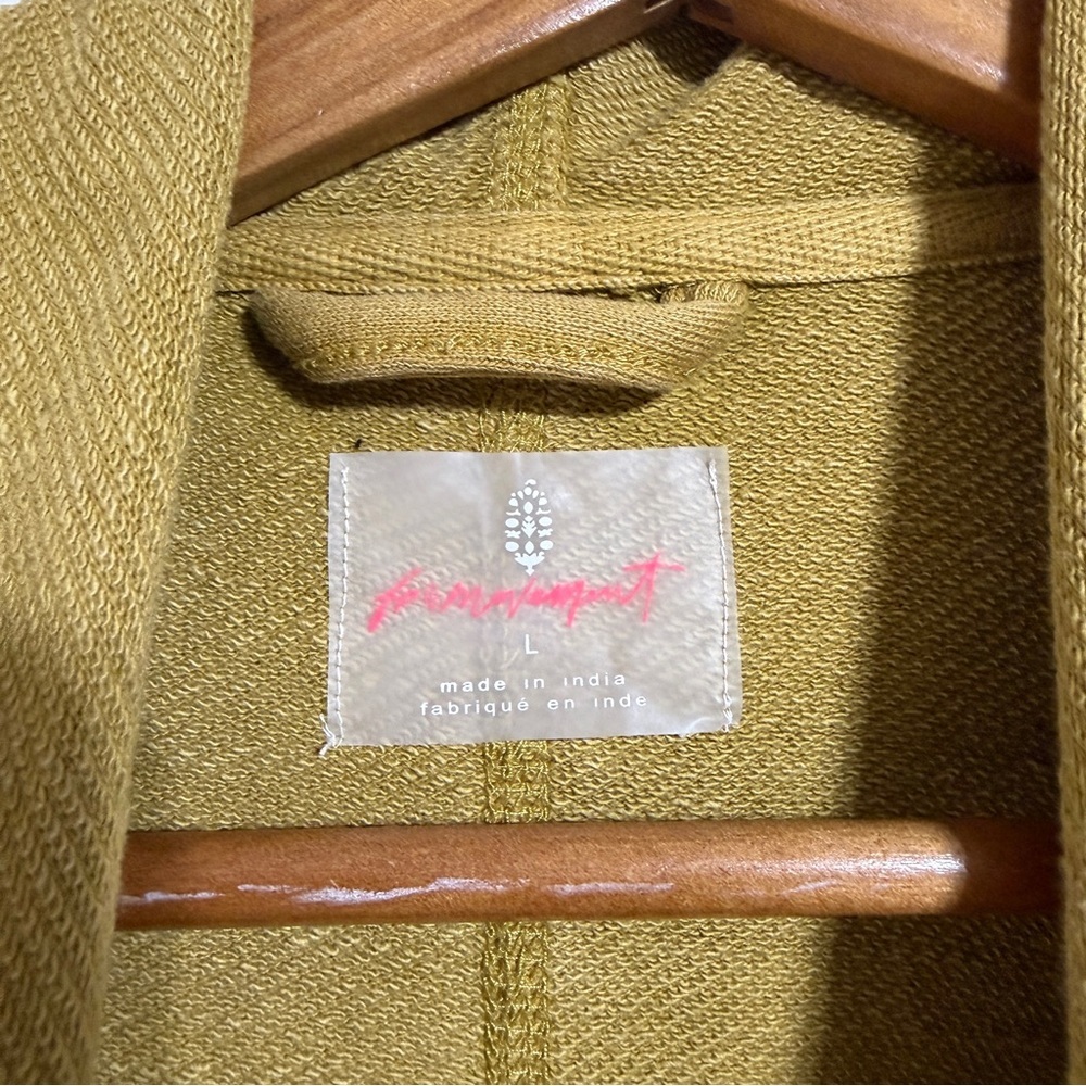 Free People FP Movement Only One Hoodie Jacket Top mustard green size Large - Picture 7 of 11